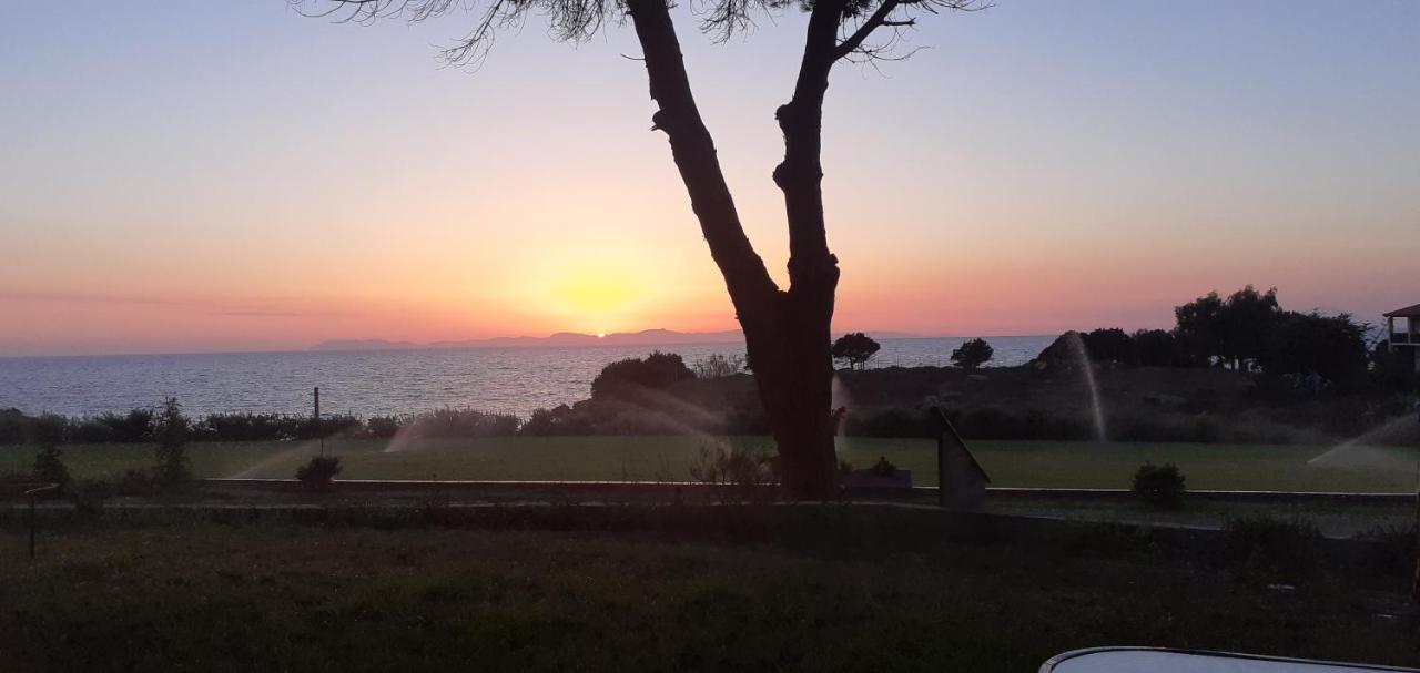 Armiriki Apartments Κορακοχώρι Εξωτερικό φωτογραφία