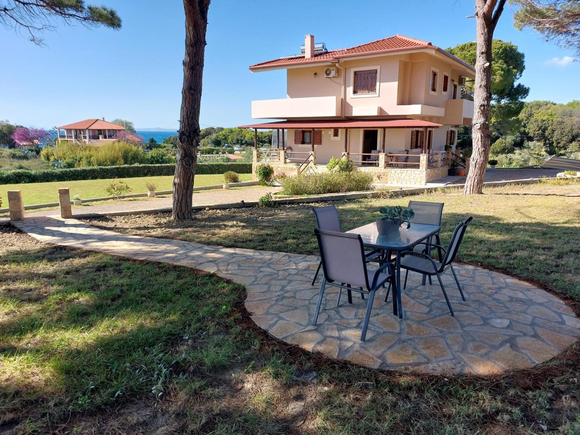 Armiriki Apartments Κορακοχώρι Εξωτερικό φωτογραφία