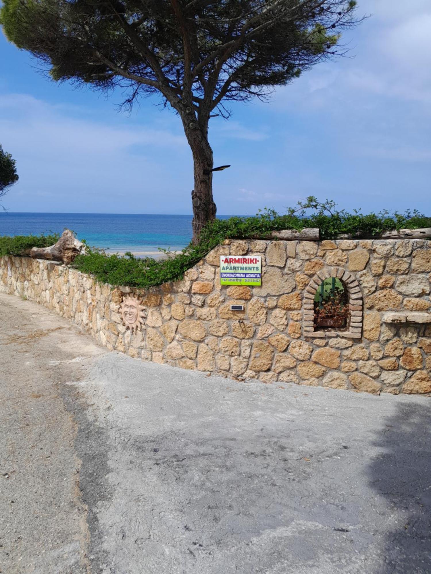 Armiriki Apartments Κορακοχώρι Εξωτερικό φωτογραφία