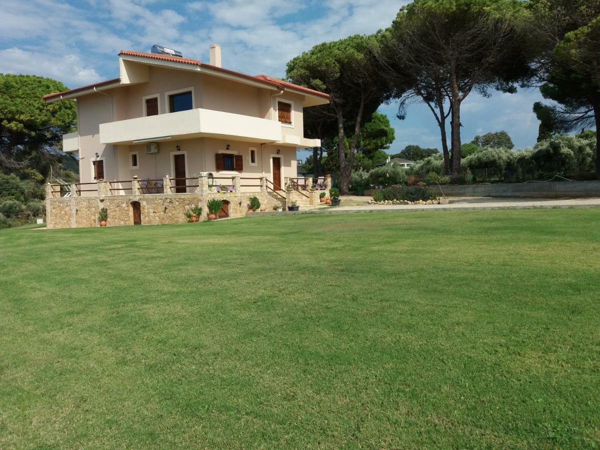 Armiriki Apartments Κορακοχώρι Εξωτερικό φωτογραφία
