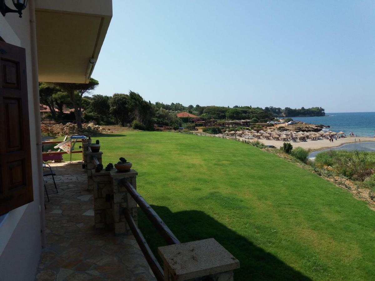 Armiriki Apartments Κορακοχώρι Εξωτερικό φωτογραφία